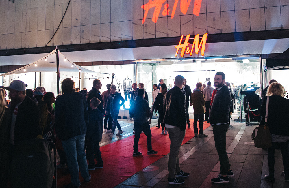 Nordic Stretch Tents - H&M