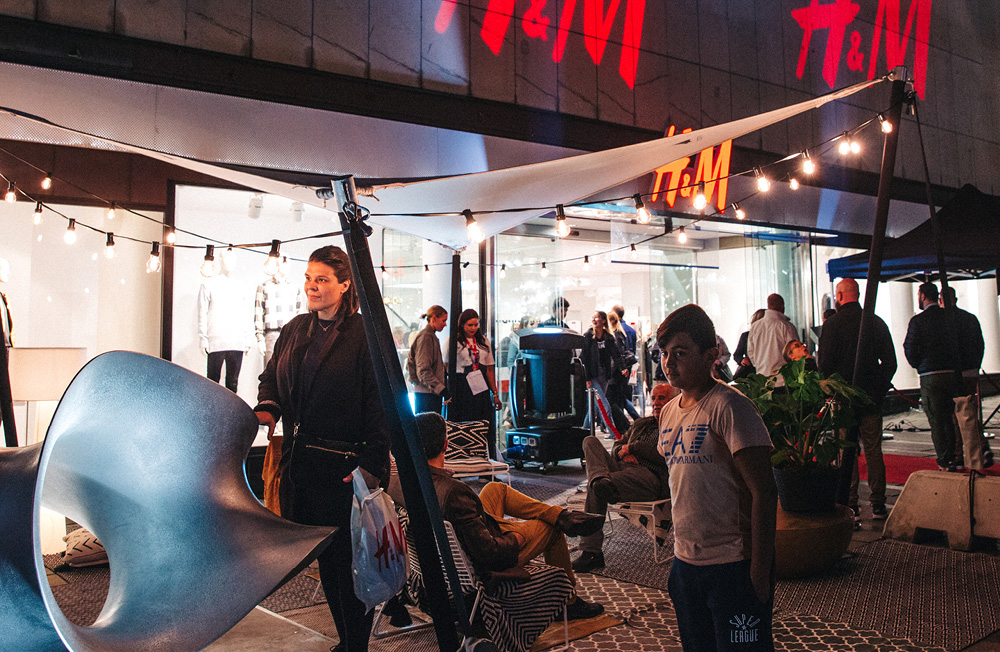 Nordic Stretch Tents - H&M