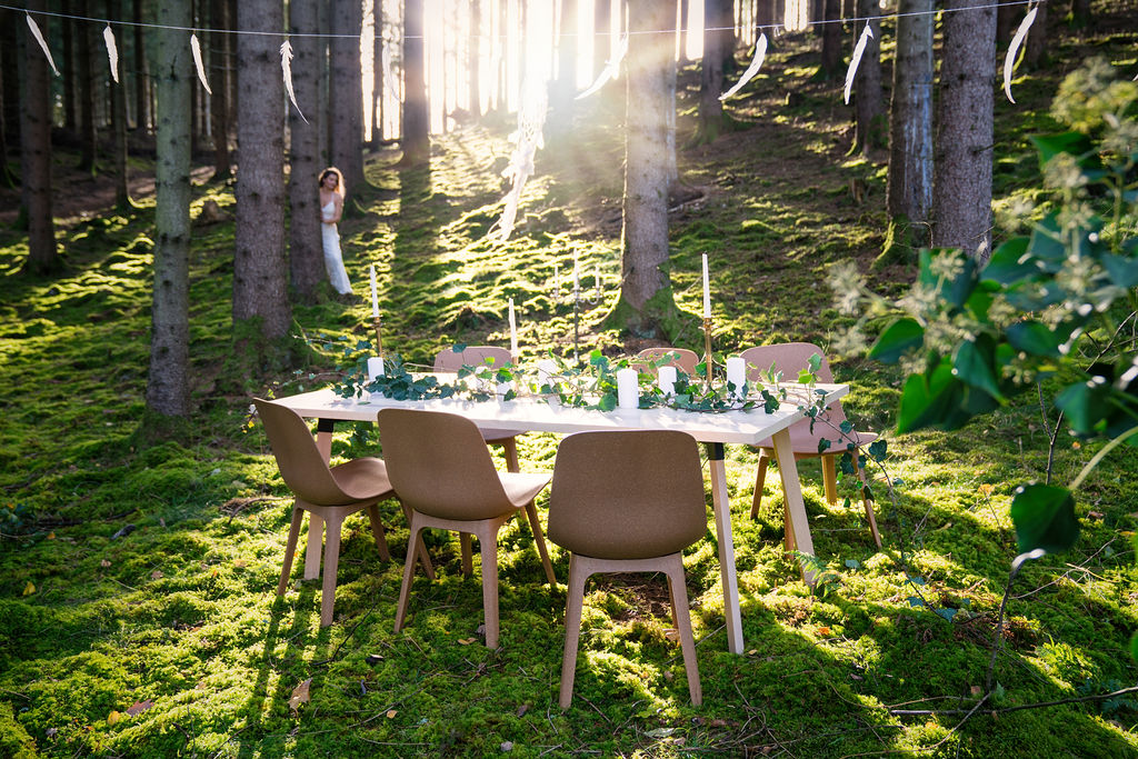 Nordic Stretch Tents - Scandinavian Plank Table & Form Chair